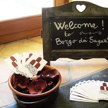 Hotel Diffuso Borgo Dei Sagari